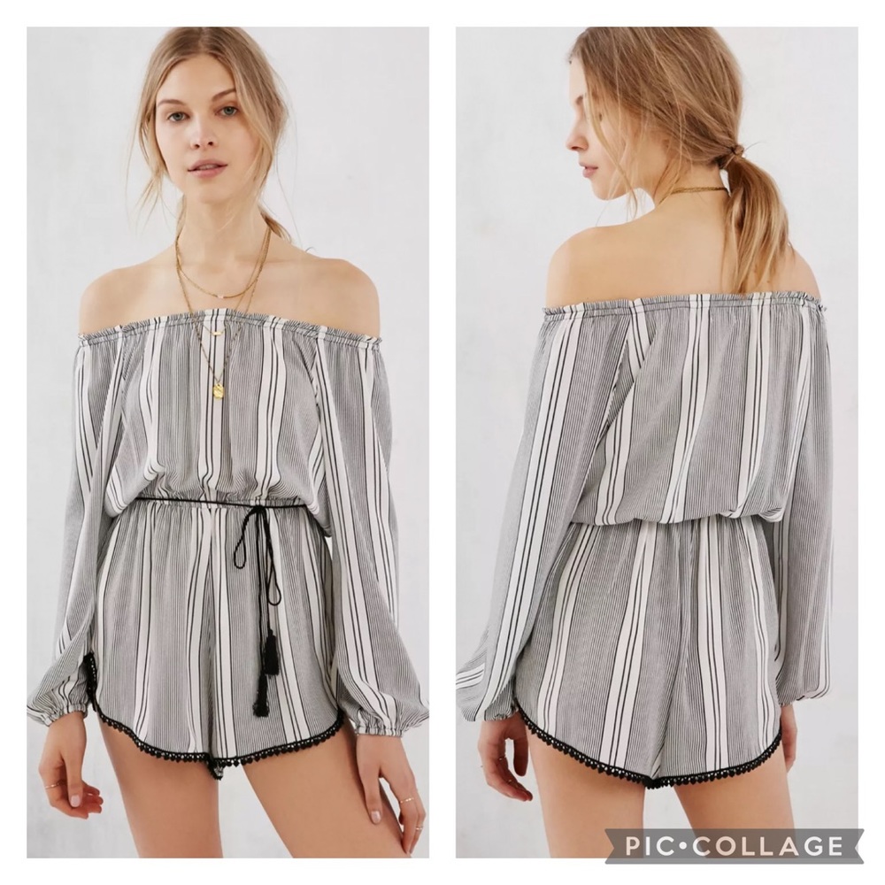 GUC UO Ecote Stripe Off-The-Shoulder Romper